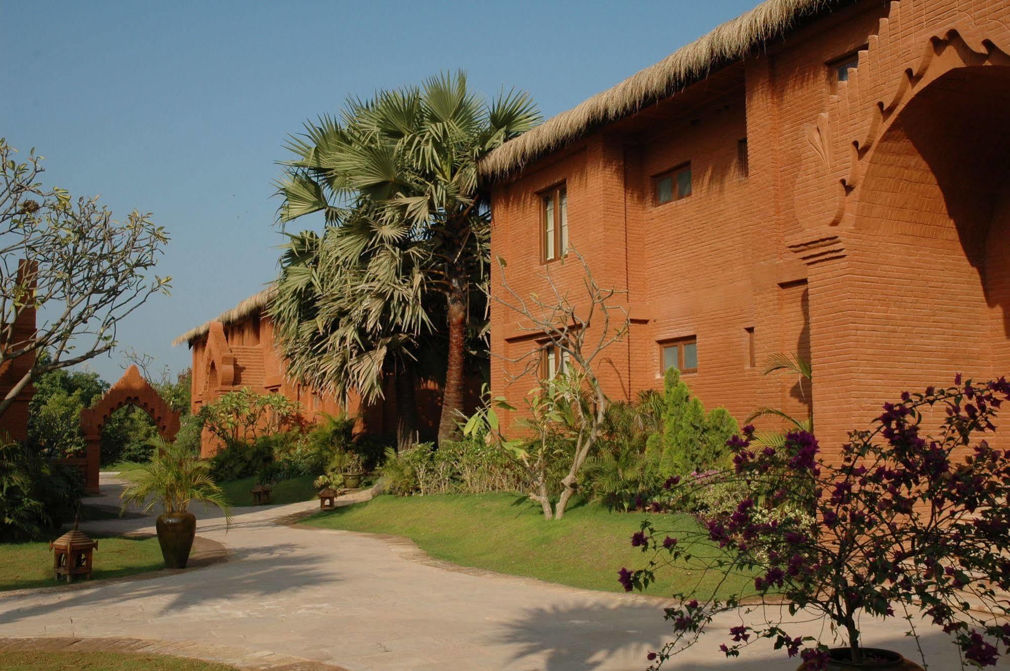 Myanmar Treasure Resorts Παγκάν Εξωτερικό φωτογραφία